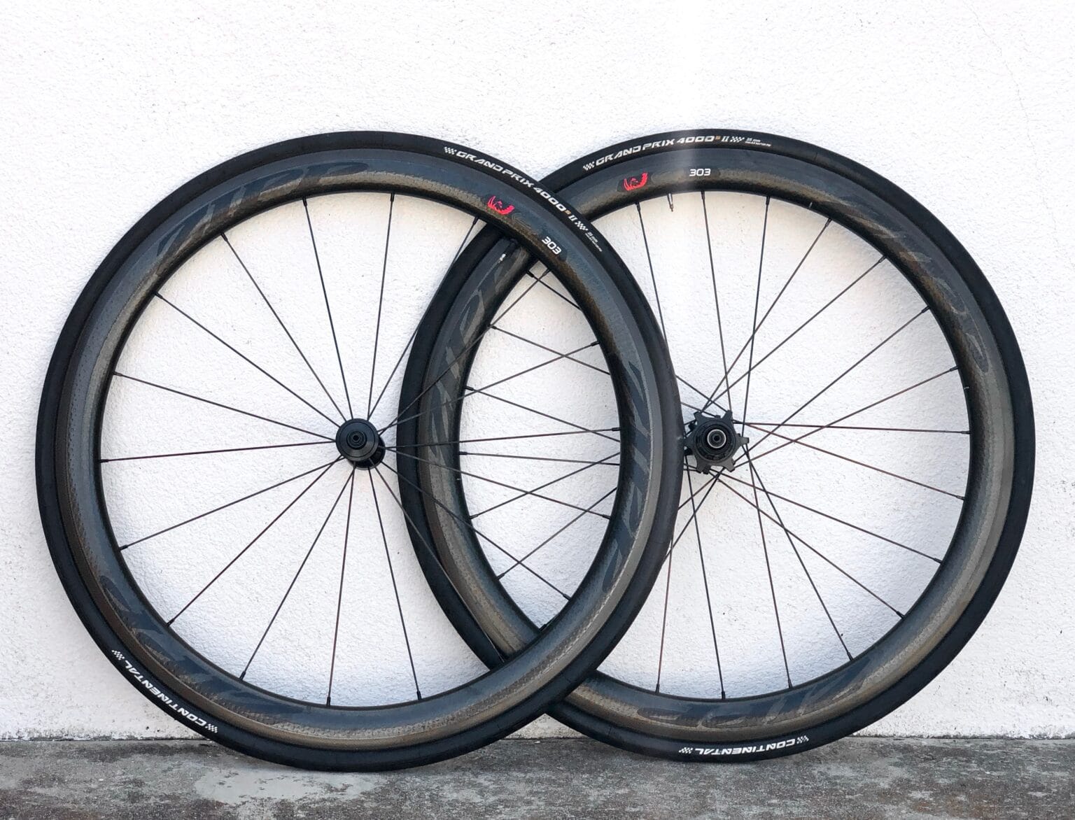 zipp 303 firecrest rear wheel