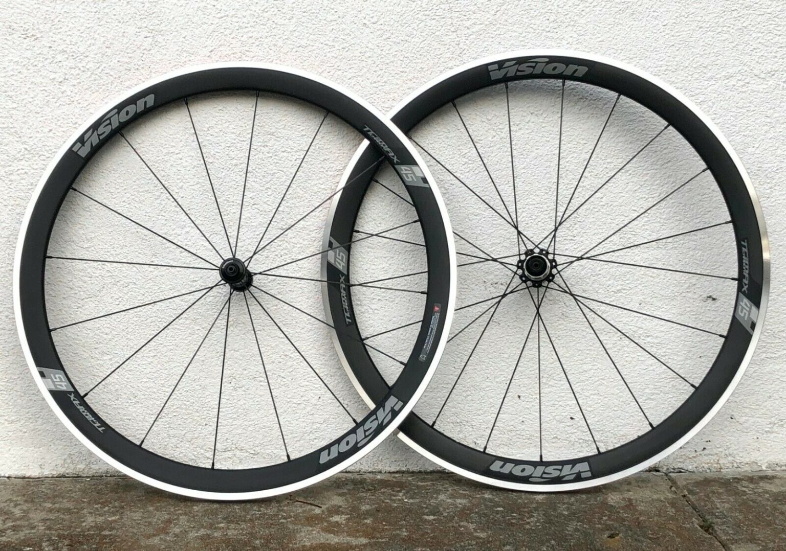 vision trimax 45 carbon clincher road wheelset