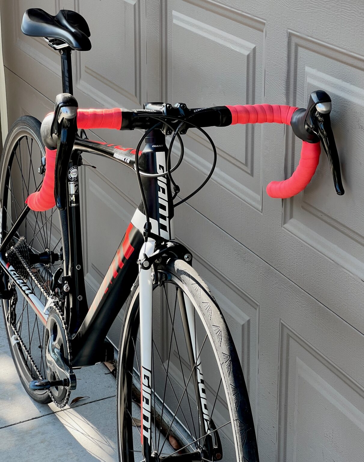 Giant TCR Advanced Carbon Road Bike 105 / Ultegra 11 speed Black Red ...