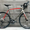 2019 Cannondale Synapse Disc Carbon Road Shimano 105 R7000 11 Speed Bike 58 cm